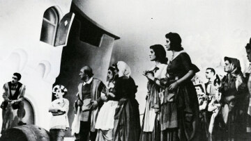 Ζωή Βλαχοπούλου: Η «αθέατη» σοπράνο που έζησε στη σκιά της Κάλλας, υπήρξε η πρώτη «Μανόν» της Εθνικής Λυρικής Σκηνής επί Κατοχής