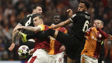 Κατήγγειλε ρατσιστική επίθεση στα social media από οπαδό της Γαλατάσαραϊ ο Κέλι της Γιουβέντους: «Γύρνα πίσω στο ζωολογικό κήπο» 