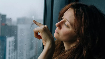 Νέο θεραπευτικό «όπλο» για την κατάθλιψη που επιμένει – Χορηγείται υπογλώσσια
