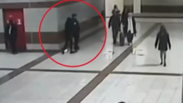 Βίντεο από τη δράση των μυστικών αστυνομικών σε μετρό και λεωφορεία για πορτοφολάδες
