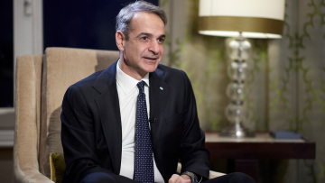 Μητσοτάκης από Ινδία: Οφείλουμε να διασφαλίσουμε ότι τα οφέλη της τεχνητής νοημοσύνης θα διανεμηθούν ισότιμα σε κάθε γωνιά της γης