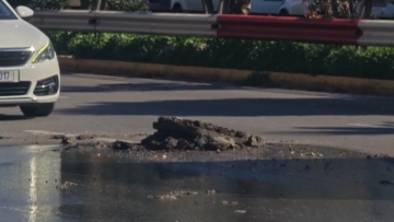 Προβλήματα στη Λεωφόρου Συγγρού: Έσπασε αγωγός λυμάτων της ΕΥΔΑΠ, έντονη δυσοσμία στο σημείο