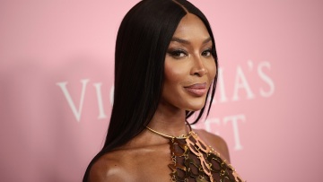 Ναόμι Κάμπελ: Απλή γνωριμία του Έπσταιν ή συνένοχός του σε εγκλήματα;
