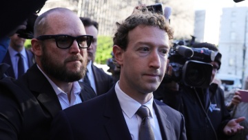 Ζάκερμπεργκ σε δίκη για το Instagram: Κατηγορίες ότι σχεδιάστηκε ως εθιστικό για ανηλίκους 