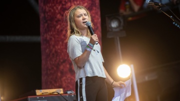 Διεθνής εφοδιοπομπή με στήριξη της Γκρέτα Τούνμπεργκ κατευθύνεται στην Κούβα 