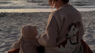 Millie Bobby Brown: Το μήνυμά της για τα 22α γενέθλιά της και η σπάνια φωτογραφία με την κόρη της
