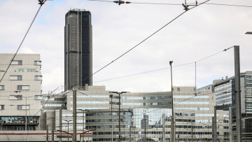 Συναγερμός στο Παρίσι, εκκενώθηκαν κεντρικά κτίρια μετά από απειλητικά μηνύματα για εκρηκτικούς μηχανισμούς