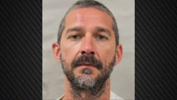 Σάια ΛαΜπεφ: Στη δημοσιότητα η φωτογραφία σύλληψής του μετά τον ξυλοδαρμό