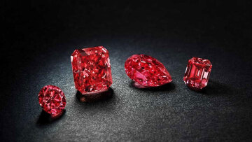 Οι 8 πιο σπάνιοι πολύτιμοι λίθοι στον κόσμο και οι τρελές τιμές τους ανά καράτι
