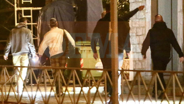 Οι ισχυροί φακοί που «έσβησαν» τις φωτογραφίες του Μπραντ Πιτ, δείτε βίντεο 
