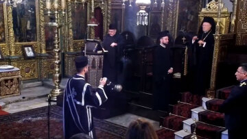 Τέσσερα χρόνια από τη ρωσική εισβολή στην Ουκρανία: Τρισάγιο στο Φανάρι για τα θύματα του πολέμου