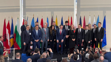 Κοινό ανακοινωθέν των 13 υπουργών των χωρών του Κάθετου Διαδρόμου: Αύξηση του αμερικανικού LNG σε Κεντρική και Ανατολική Ευρώπη
