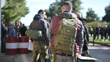 Fake τα μηνύματα για δήθεν χορήγηση φύλλων πορείας σε πολίτες λέει ο Στρατός Ξηράς