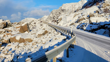 Οδηγός στη Γαλλία εντοπίστηκε ζωντανός σε χαράδρα 300 μέτρων πέντε ημέρες μετά από τροχαίο
