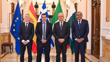 Πλεύρης από Ρώμη: Οι πολιτικές ανοχής στο μεταναστευτικό ανήκουν στο παρελθόν