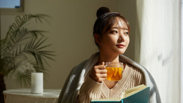 «Ας κάνουμε τον… Κινέζο»: Μήπως έχουμε αρχίσει να αποκτούμε κινεζικές συνήθειες;