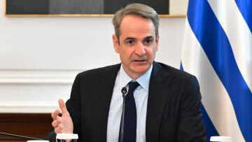 Στο υπουργικό η απάντηση Μητσοτάκη για τη Chevron, τα μηνύματά του από τον Έβρο με το βλέμμα στις εκλογές