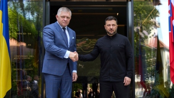 Ζελένσκι και Φίτσο συμφώνησαν να συναντηθούν με αφορμή τη διακοπή των παραδόσεων ρωσικού πετρελαίου