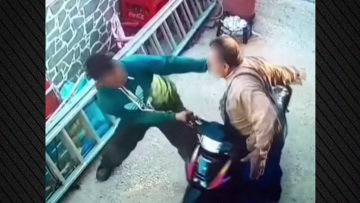 Bίντεο ντοκουμέντο από τη Λέρο: Ο πατέρας χτυπούσε τον γιο του στο συνεργείο, πριν από ένα χρόνο