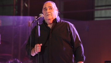 «Δεν ξεχνιέται με τίποτα, είχε προνοήσει για το τι θα γίνει ακόμη και μετά τον θάνατό του», είπε ο αδερφός του Βασίλη Καρρά