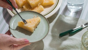 Ψητός χαλβάς με λεμόνι και ινδοκάρυδο