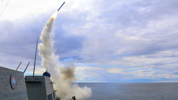 Επιχείρηση «επική οργή» στο Ιράν: Επίδειξη ισχύος από τους Αμερικανούς, στη δημοσιότητα τα όπλα που χρησιμοποίησαν και οι στόχοι που χτύπησαν το πρώτο 24ωρο