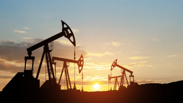 Πώς «διαβάζει» το οικονομικό επιτελείο τις εξελίξεις στη Μέση Ανατολή: «Κλειδί» η διάρκεια του πολέμου και το κλείσιμο των Στενών