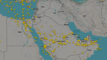 Ανησυχία για τις πτήσεις που αναχωρούν από το Άμπου Ντάμπι, δεκάδες χιλιάδες τις παρακολουθούν online μετά το άνοιγμα των αεροδρομίων