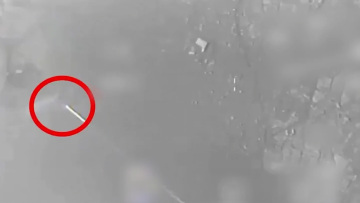 Πιλότος ισραηλινού μαχητικού αποφεύγει ιρανικό πύραυλο την τελευταία στιγμή: Δείτε βίντεο