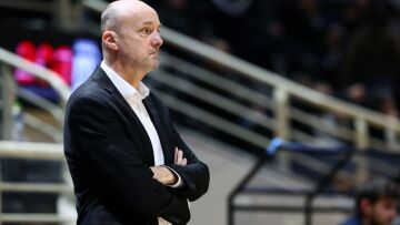 Η ΚΑΕ ΠΑΟΚ έλυσε τη συνεργασία της με τον Γιούρι Ζντοβτς