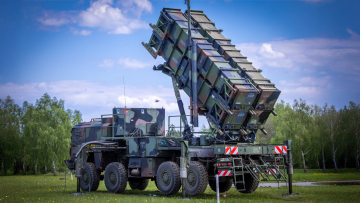 Συστοιχία Patriot μεταφέρεται στην Κάρπαθο: Στην Κύπρο ο Δένδιας και τα F-16, εν πλω οι φρεγάτες Κίμων και Ψαρά