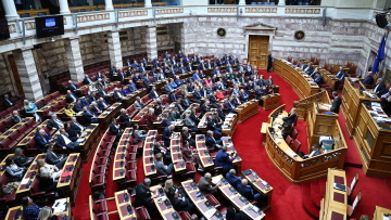 Ψηφοφορία θρίλερ για την επιστολική των Απόδημων Ελλήνων