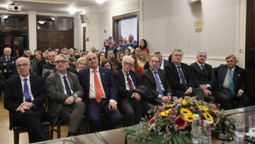 Φλωρίδης: Ο Κουτσόλαμπρος υπηρετεί τα συμφέροντα του δικηγορικού σώματος
