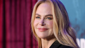 Η Νικόλ Κίντμαν με Σανέλ και τη Τζέιμι Λι Κέρτις στο πλευρό της στην πρεμιέρα της νέας της δουλειάς 