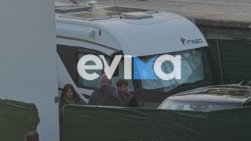 Στην Χαλκίδα ο Μπραντ Πιτ για τα γυρίσματα της ταινίας: Δείτε εικόνες από τις προετοιμασίες στον σιδηροδρομικό σταθμό