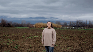 H Σαββούλα Στρούμπα δημιούργησε καινοτόμα και υγιεινά έτοιμα γεύματα από τα ρεβίθια που καλλιεργεί στη Ροδόπη
