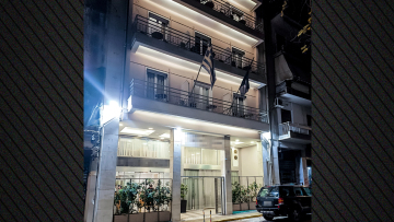 Τραγωδία στα Εξάρχεια: Τι δείχνουν τα πρώτα στοιχεία για την πτώση του 15χρονου Γάλλου από τον 3ο όροφο ξενοδοχείου