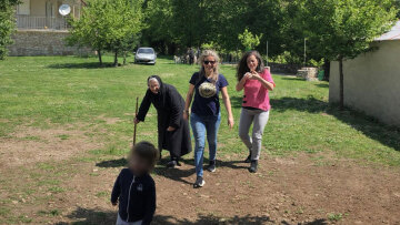 Παγκόσμια Ημέρα της Γυναίκας: Η γιαγιά Κωνστάντω και οι γυναίκες που κράτησαν όρθια τα χωριά της ελληνικής υπαίθρου