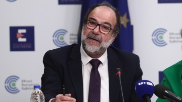 Το επεισόδιο με την υπάλληλο που οδήγησε στην παραίτηση του προέδρου του ΕΟΔΥ - «Δεν μπορούσε να συνεχίσει υπό αυτές τις συνθήκες» είπε ο Άδωνις Γεωργιάδης