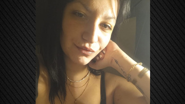 Θρήνος στο τελευταίο αντίο στη Νεκταρία που πέθανε στον Κολωνό: «Περιμέναμε να μας καλέσει στο γάμο της και όχι στην κηδεία της»