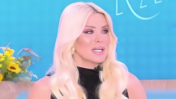 Κατερίνα Καινούργιου: Όταν ξεκίνησα, άκουγα «η ξανθιά με την μπούκλα, η χαζή», τελικά απέδειξα ότι κάτι αξίζω
