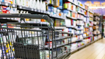 Κρίση στη Μέση Ανατολή: Πώς επηρεάζονται καύσιμα, τρόφιμα και καταναλωτές, το καλό και το κακό σενάριο