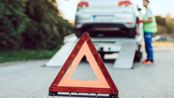 Το δράμα μας στους δρόμους έχει... ταυτότητα 