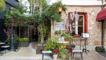 Hyde: Νέο μενού με φρέσκιες πρώτες ύλες και μεσογειακό αέρα, στο all day της Κηφισιάς