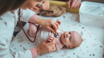 Πόσο έτοιμοι είμαστε να γνωρίζουμε ολόκληρο το DNA των παιδιών μας – Το ελληνικό παράδειγμα