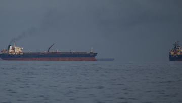 Ινστιτούτο RSIS: Τα Στενά του Ορμούζ δεν ανοίγουν με πολεμικά πλοία – Γιατί η λύση είναι πολιτική και όχι στρατιωτική