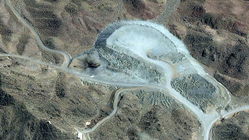 Pickaxe Mountain: Το απόρρητο πυρηνικό οχυρό του Ιράν είναι θαμμένο σε βάθος 100 μέτρων και μπορεί να «ξεκλειδώσει» τον πόλεμο