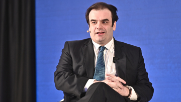 Πιερρακάκης στο Greece Talks του travel.gr: Το παλιό αεροδρόμιο στο Ηράκλειο μπορεί να γίνει ένα νέο «μικρό Ελληνικό»