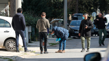 Στον εισαγγελέα ο 23χρονος για τη δολοφονία του 20χρονου στη Θεσσαλονίκη: «Βρισκόμουν σε άμυνα» είπε στους αστυνομικούς