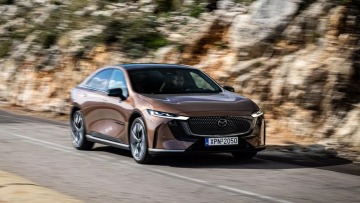Δοκιμάζουμε το πολύ όμορφο Mazda 6e - Πόσο κοστίζει στην Ελλάδα;
